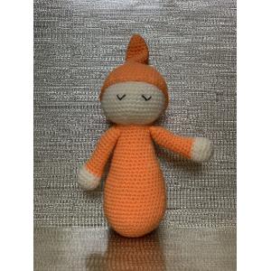 Narancssárga szundi baba 