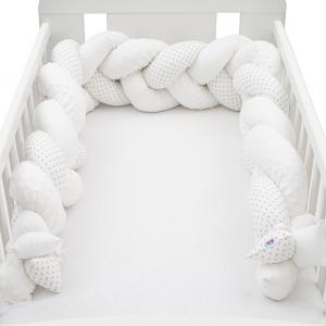 Védő fonott rácsvédő kiságyba New Baby Minka és pöttyök szürke Védő fonott rácsvédő kiságyba New Baby Minka és pöttyök szürke